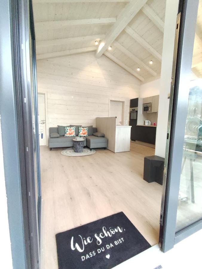 ルーポルディング Fuxbau Waldlounge Inklusive Chiemgaukarteヴィラ エクステリア 写真