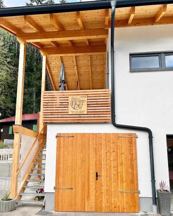 ルーポルディング Fuxbau Waldlounge Inklusive Chiemgaukarteヴィラ エクステリア 写真