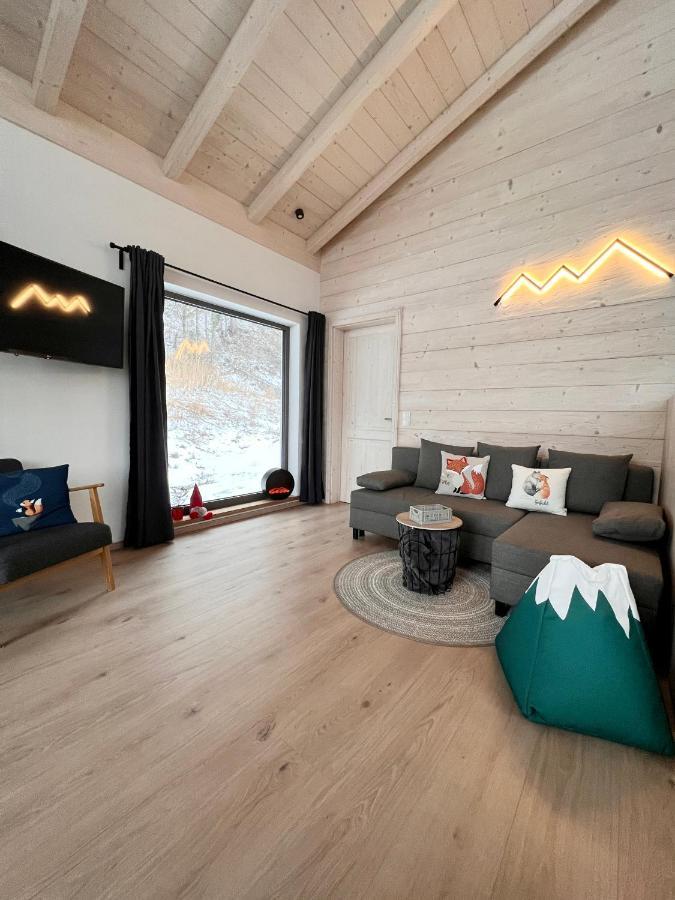 ルーポルディング Fuxbau Waldlounge Inklusive Chiemgaukarteヴィラ エクステリア 写真